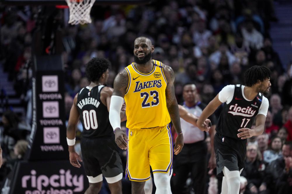 秉持一贯的 秉持一贯的